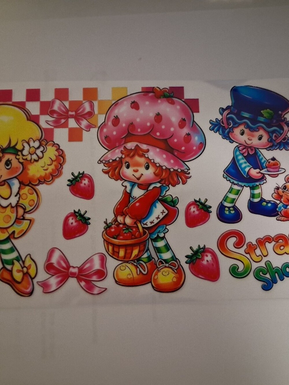 16 Oz Cup Wrap - Colorful Characters